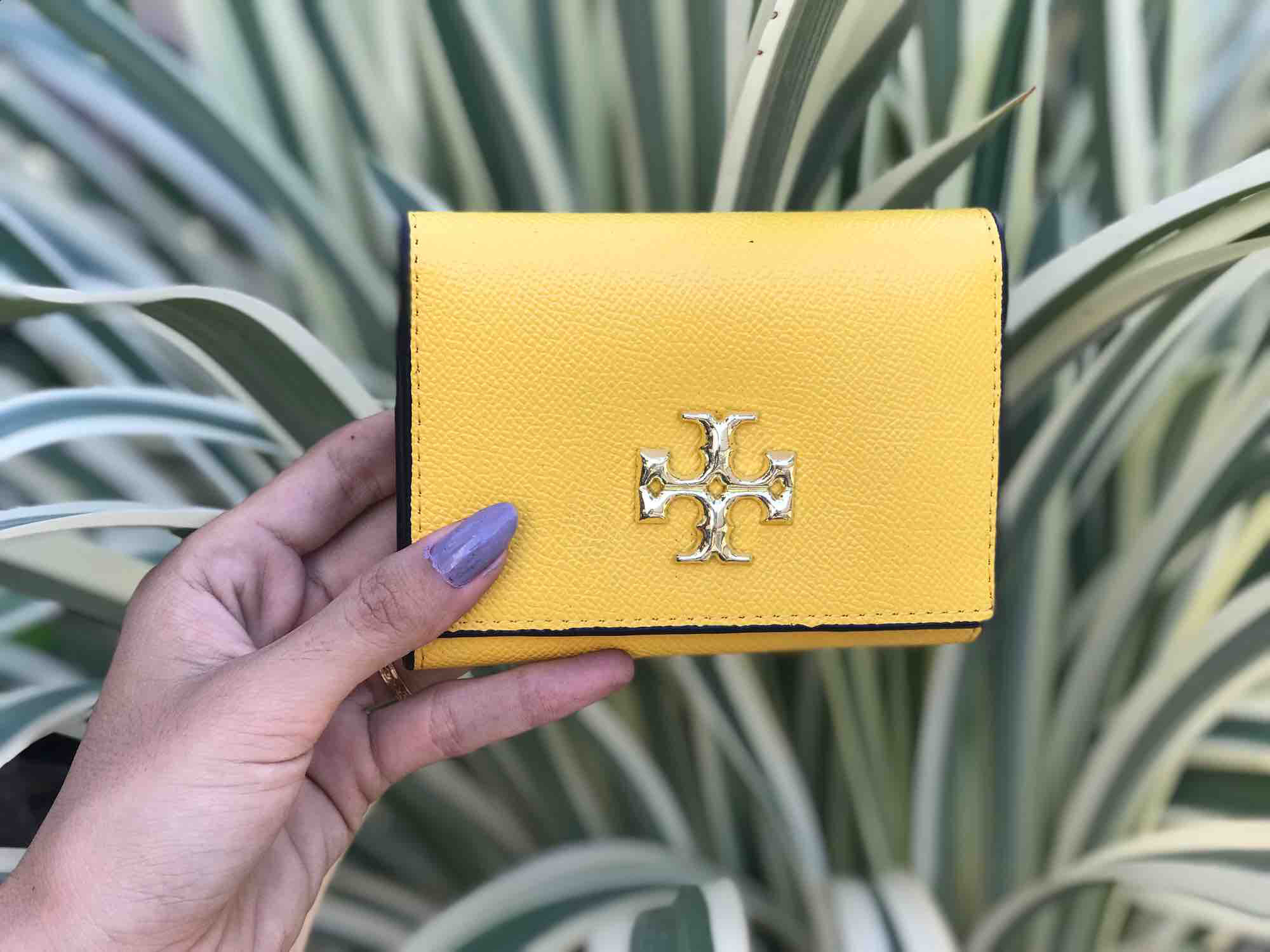 Tory Burch Robinson Mini wallet: Buy Online at Best Prices in Myanmar | Shop .