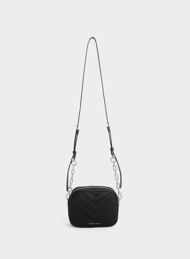 charles and keith star bolsa
